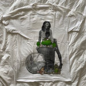 Tits Tera Patrick Oscar the Grouch tee